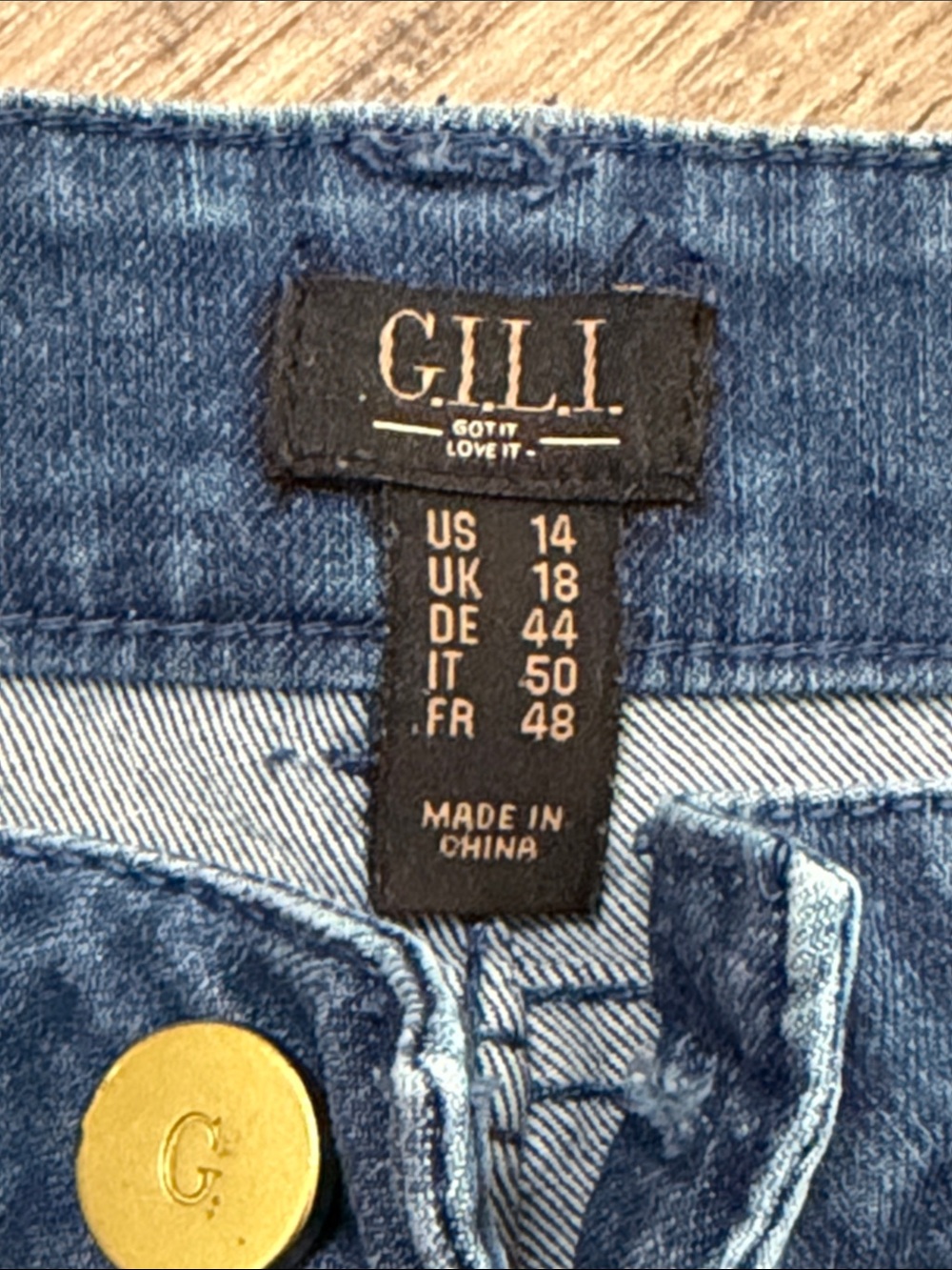 G.I.L.I. Blue Women's Wide Leg Jeans with Frayed Hem NEVER WORN - Picture 2 of 3